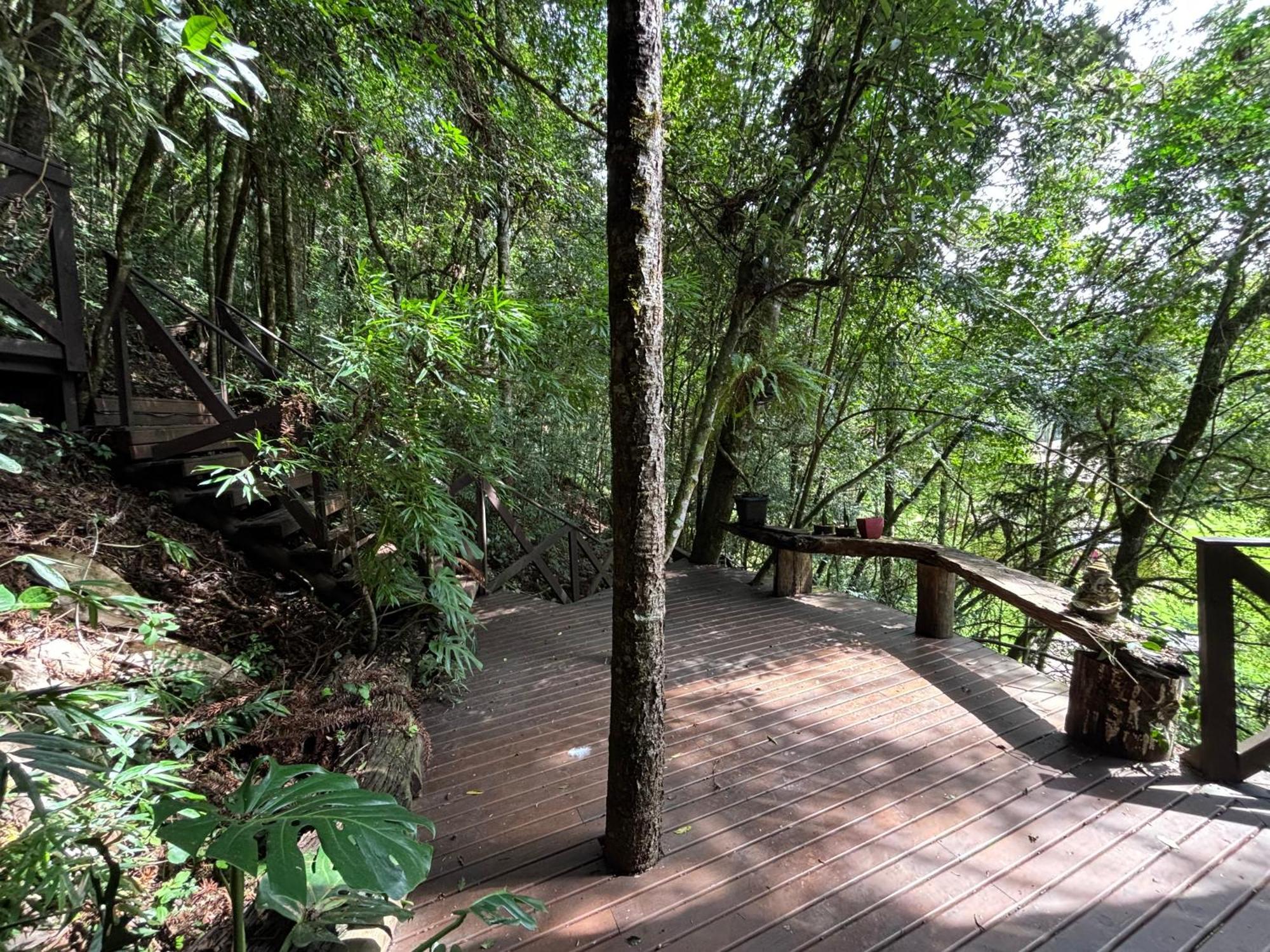 Jardim Do Buda - Cafe E Piscina